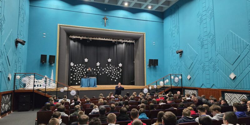 „Wyrwani Z Niewoli” dla przemyskich szkół